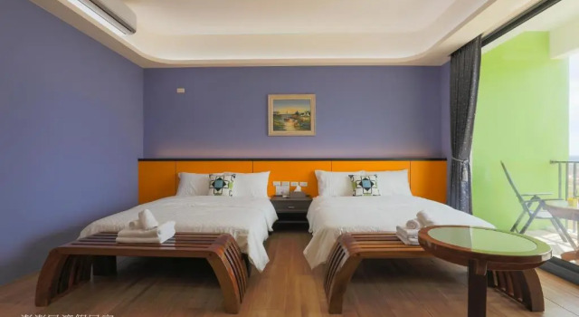 Четырёхместный номер Standard с балконом Pon Pon Wu Homestay