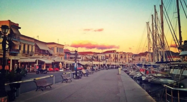 Апартаменты Central Suites Aegina 2