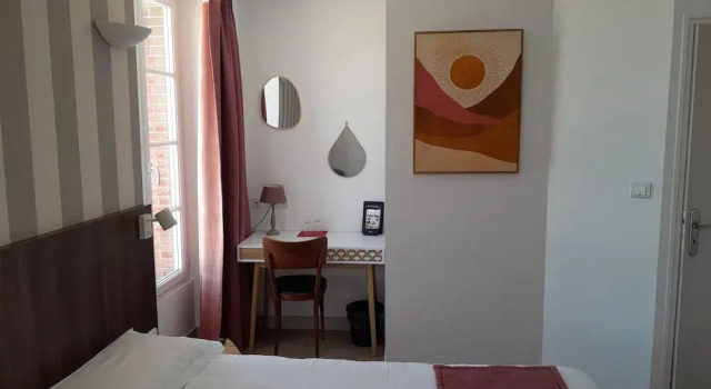 Номер Comfort Hôtel Océan Dinan