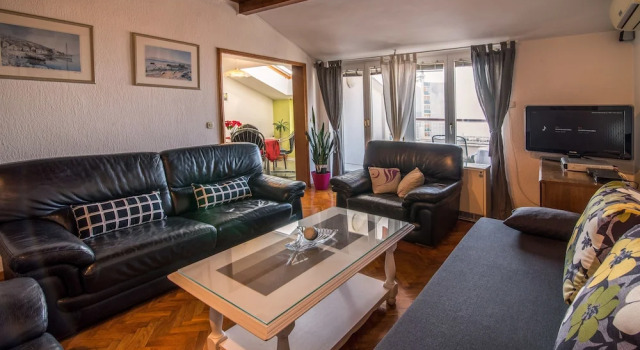 Apartments Vila Belvedere, Réserver Appartement Hôtels à Kvarner avec piscine, Piscine