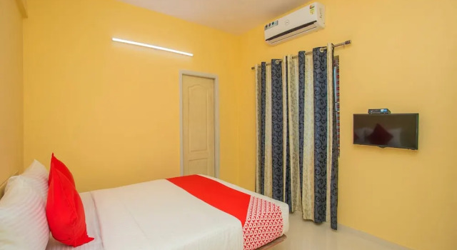 Номер Standard Hotel O Varcity Emerald Near Ragigudda Sri Prasanna Anjaneyaswamy Temple