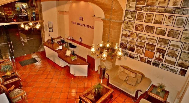 Hotel Real Catedral, Rezervovat Hotel 3hvězdičkové hotely v Hidalgo, 3*
