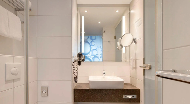 Двухместный номер Standard с видом на внутренний двор Holiday Inn Berlin City East Side by IHG
