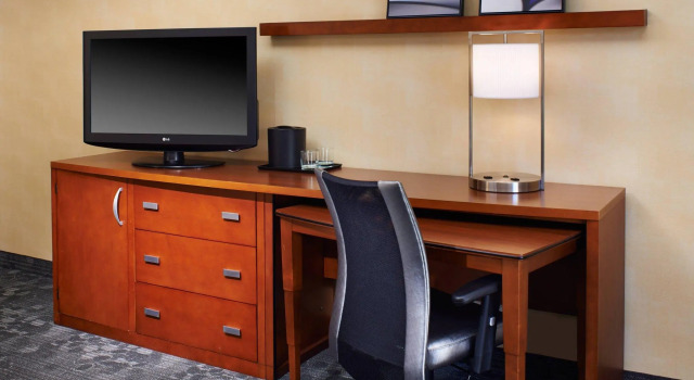 Четырёхместный номер Standard Courtyard by Marriott Columbus Dublin