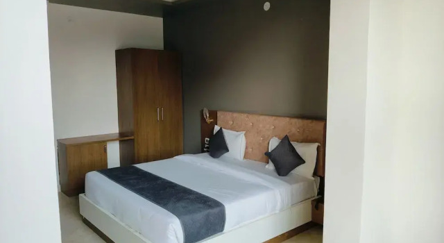 Kohinoor Hotel and Resort, Забронировать Курортный отель Отели штата Раджастхана с парковкой, Парковка