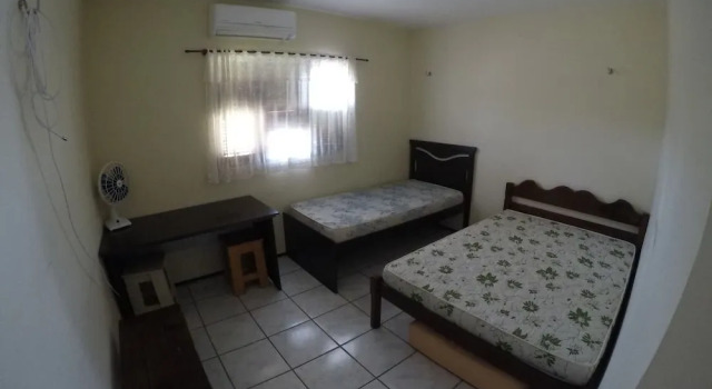 Apto 4 suites com ar para 15 pessoas