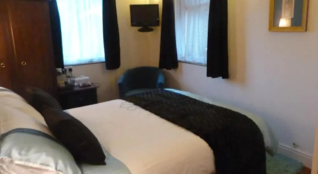 Oaklands House, Boek Hotel Hotels in Merseyside met zwembad, Zwembad
