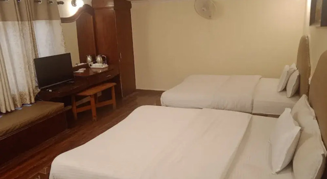 Одноместный семейный номер Standard c 1 комнатой с видом на окрестности Hotel Happy Home The Lake Paradise