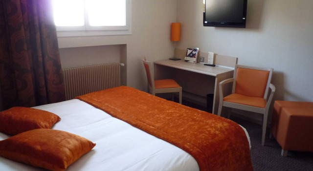 The Originals City, Hôtel Rey du Mont Sion, Saint-Julien-en-Genevois Sud, 预订 酒店 圣朱利安恩因 Geneva-French Side