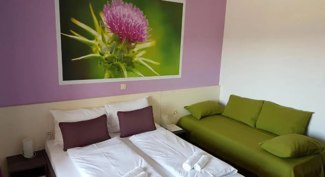 Четырёхместный номер Standard с балконом и с видом на море Bed & Breakfast Marta & Tona