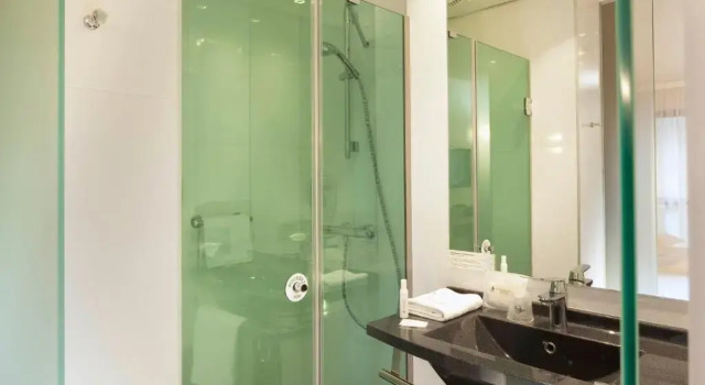 Двухместный номер Prestige Escale Oceania Vannes Centre