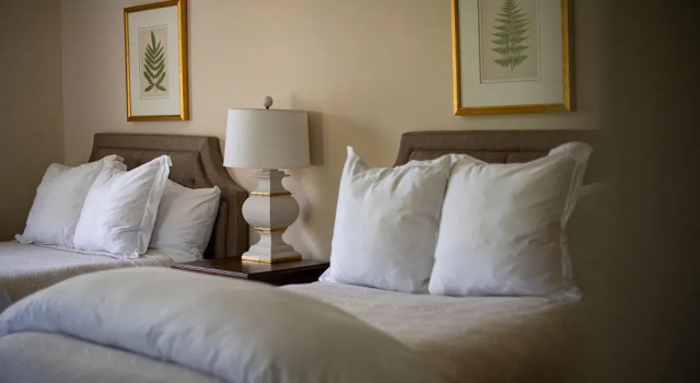 Четырёхместный номер Deluxe The Greystone Inn