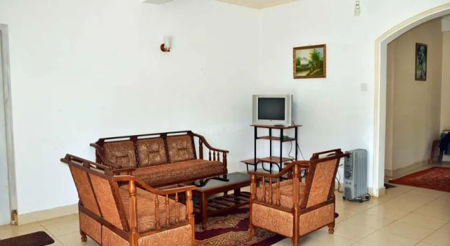 Hiru Holiday Resort, Забронировать Курортный отель Курортные отели Нувара-Элия, рядом с Single Tree Hill, Курортный отель