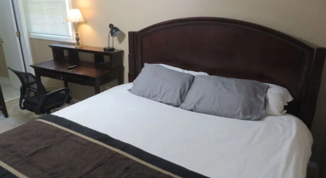 Atlanta Hartsfield Airport Guesthouse, Book Hotel Hoteller i Union City med parkering, Parkering