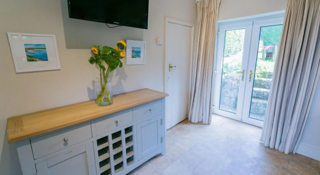 Tyn Lon, Book Hotel Moelfre Anglesey