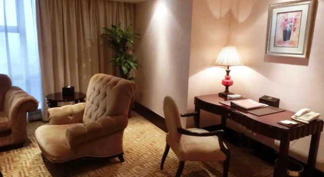 Двухместный люкс Deluxe (No extra bed) Royal Mediterranean Hotel