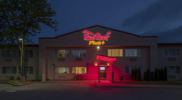 Red Roof Inn PLUS+ Poughkeepsie, Rezervasyon Otel Poughkeepsie Hudson Valley