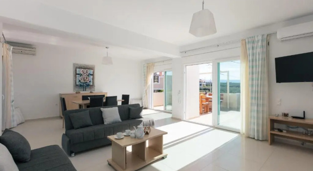 7 bedroom villa with pool, 700m from the beach, Забронировать Вилла Скалета Центральный Крит