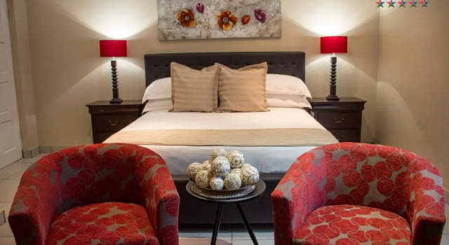 Двухместный номер Deluxe Airport Gardens Boutique Hotel