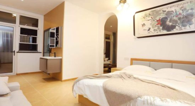 Люкс Yesanpo Zishikou Holiday Inn