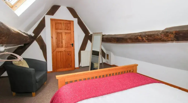 Коттедж Old Hall Barn 4