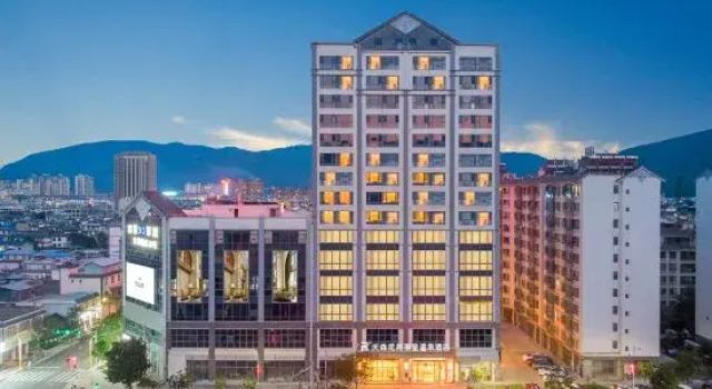Timson Rezen Hot Spring Hotel, Reservar Hotel Hotéis em Dali com estacionamento, Estacionamento