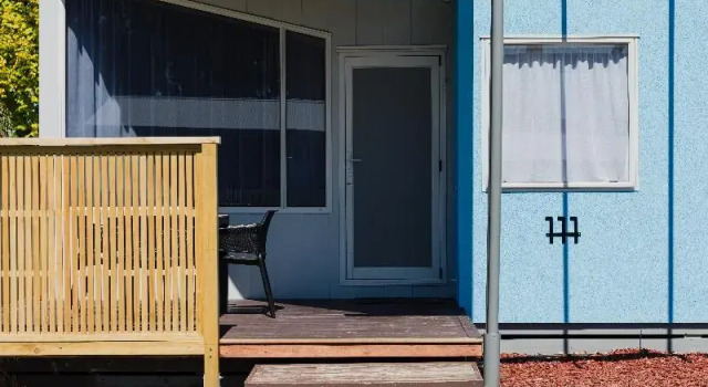 Четырёхместный номер Deluxe с балконом Kennedy Park Resort Napier