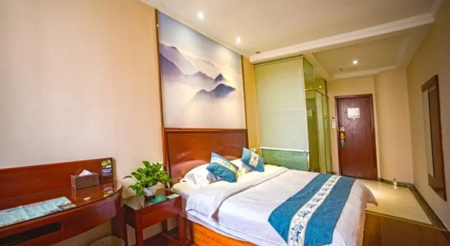 Двухместный номер Standard GreenTree Inn Hefei Railway Station Qinggong Mall Express Hotel