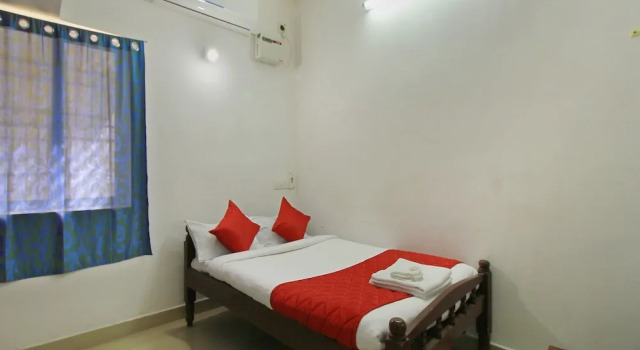 OYO 11957 Home Compact 2BHK Auroville