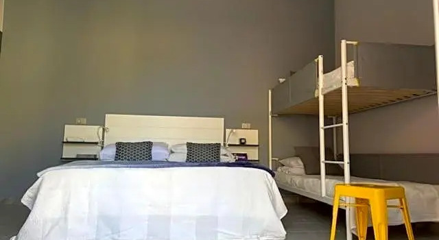 Четырёхместный номер Standard Hotel Mambo