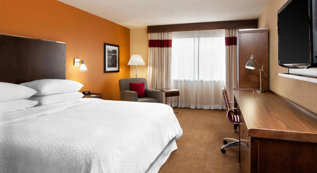 Двухместный номер Standard Four Points by Sheraton Edmundston Hotel & Conference Center