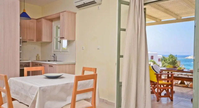 Апартаменты Superior Ydreos Studios & Apartments