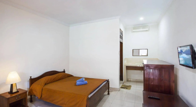 Surya Tropical Kuta, Забронировать Отель Отели в центре Легиан, в центре