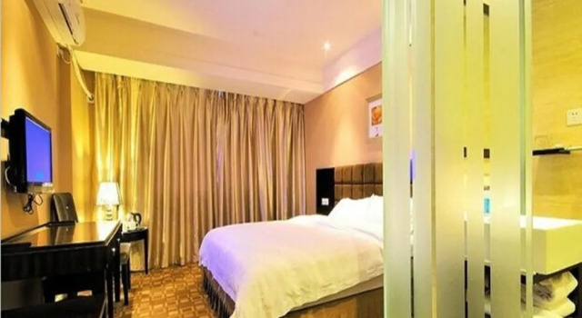Totem Impression Hotel Wuhou Branch
