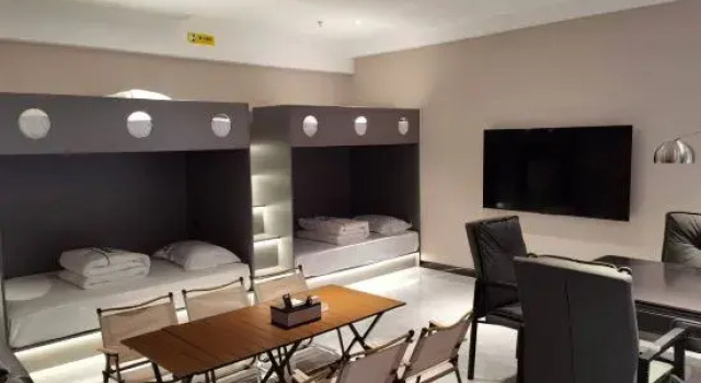 Кровать в общем номере Jishou Xiyue E-Sports Hotel