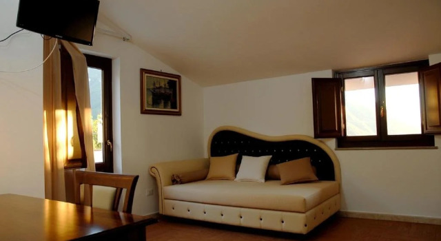 Hotel Valleverde, Reservar Hotel Corbara Campania