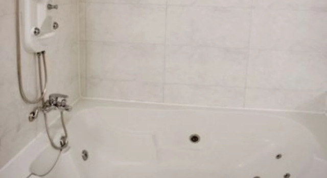 Yes Hotel, Забронировать Отель Гуми провинция Кёнсан-Пукто, рядом с Больница «Кандон» в Куми