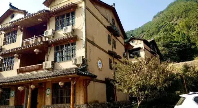 qing tian wang yuan yu zhuang, Prenota Hotel Hotel a Lishui con parcheggio, Parcheggio
