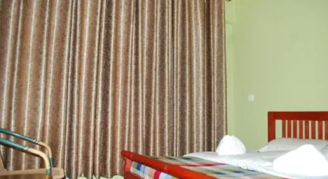 Palm Heights Hotel, Varaa Hotelli Hotellit Mbarara aamiaisella, Aamiainen