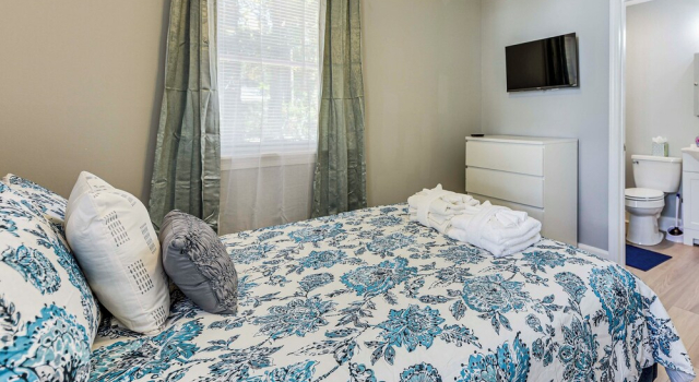 Extended Stay in Charleston! 5 Mi to Historic Dtwn, Забронировать Дом для отпуска Чарльстон Южная Каролина