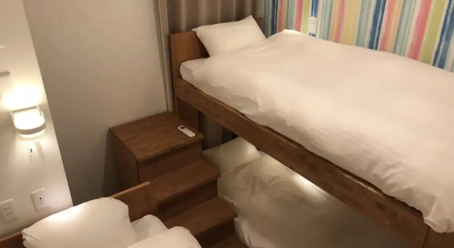 hostel & powder room crane - Caters to Women, Забронировать Хостел Хостелы Хиросимы, рядом с Мемориал мира в Хиросиме, Хостел