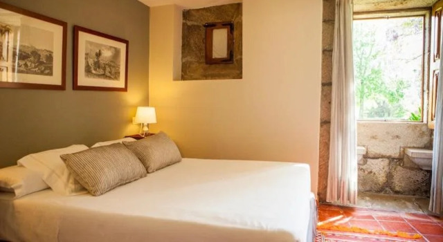 Pazo da Touza, Book Hotel Hoteller i A Carrasca med parkering, Parkering