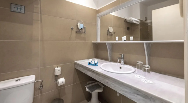 Семейный номер Standard с балконом Skala Hotel