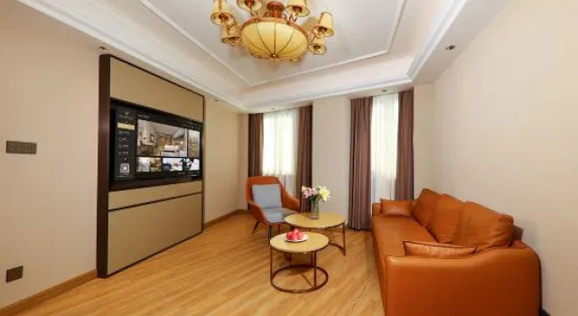 Люкс Deluxe Vienna Hotel Tianjin Guizhou Road Branch
