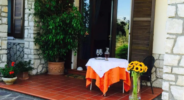 Апартаменты Bed and Breakfast Due Leoni