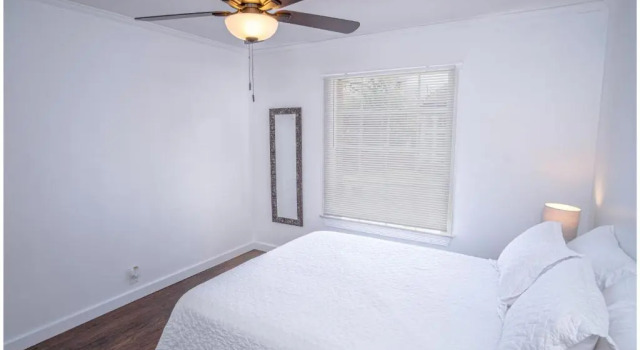 Апартаменты Tranquil Getaway 3br/2ba Near Downtown