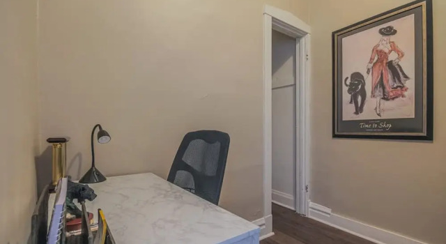 Comfy One Bed Apartment in Forest Park, Foglalás Apartman Forest Park Illinois
