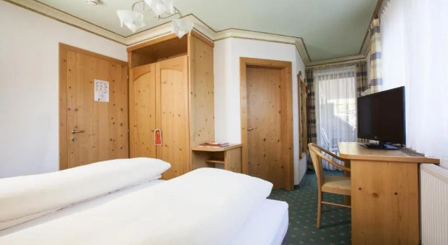 Двухместный номер Standard Hotel & Appartements Alpenresidenz Viktoria inklusive Sommer Stubai Super Card