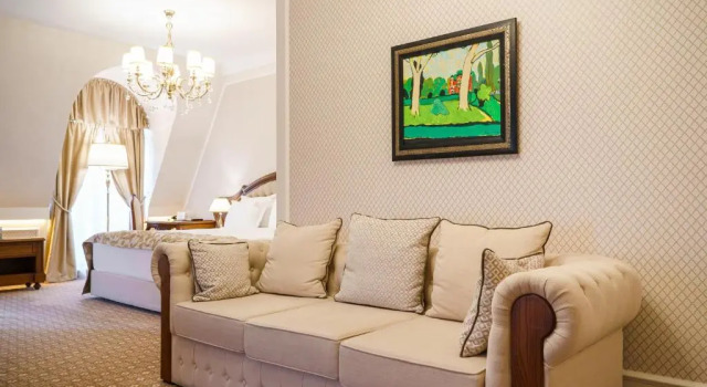 Студия Residence City Garden - Certificate of Excellence Top 10 BEST Five-Stars City Hotels for 2024 awarded by HTIF