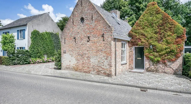Van Gogh Cottage, Забронировать Отель «постель и завтрак» Нюнен Северный Брабант